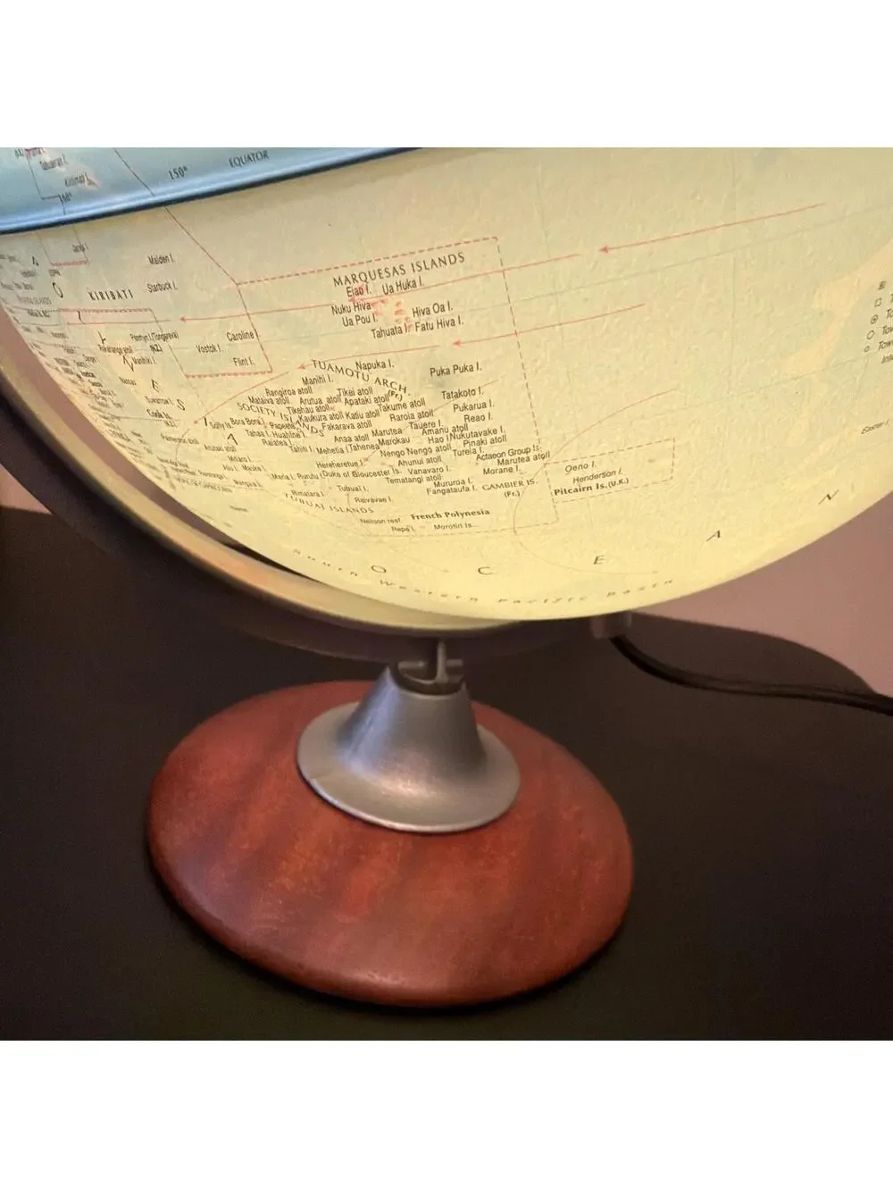 Light Up Globe